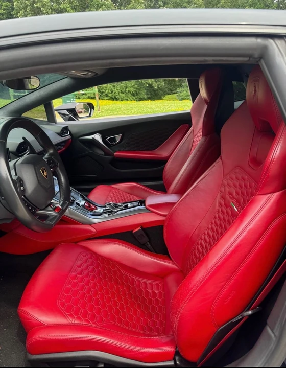 2017 Lamborghini Huracan LP580-2 - Image 9 of 13