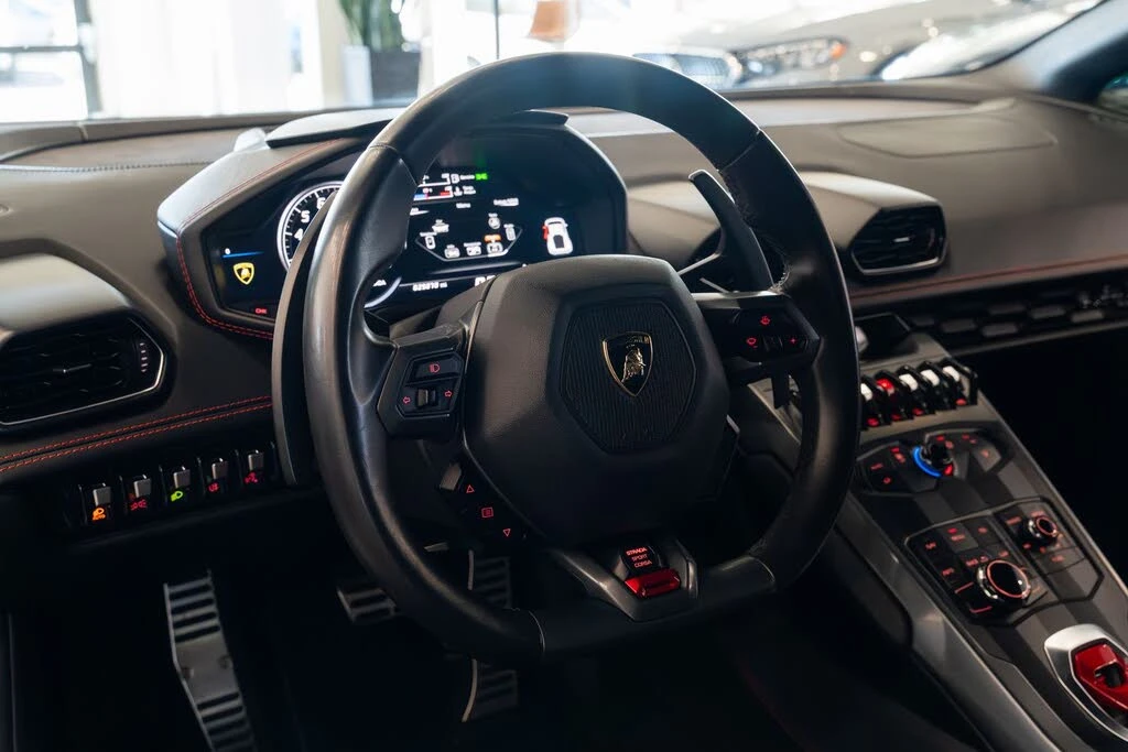2017 Lamborghini Huracan LP580-2 - Image 10 of 25