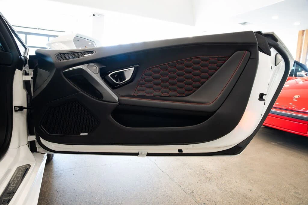 2017 Lamborghini Huracan LP580-2 - Image 21 of 25