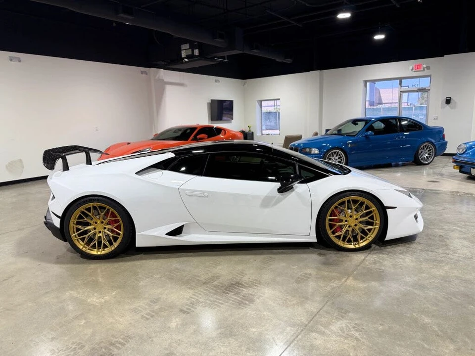 2017 Lamborghini Huracan LP580-2 - Image 3 of 31