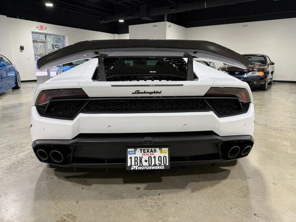 2017 Lamborghini Huracan LP580-2 - Image 25 of 31