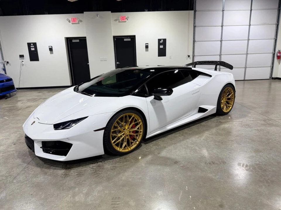 2017 Lamborghini Huracan LP580-2 - Image 9 of 31