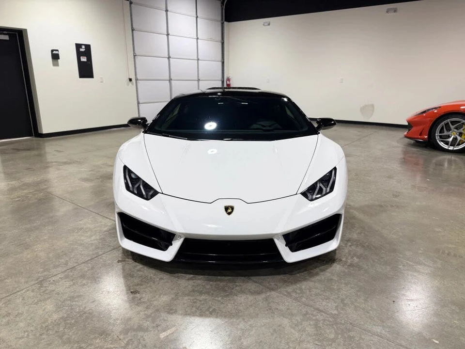 2017 Lamborghini Huracan LP580-2 - Image 10 of 31
