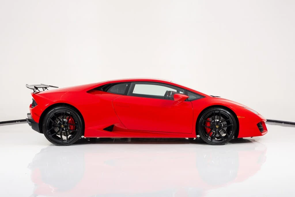 2017 Lamborghini Huracan LP580-2 - Image 2 of 31