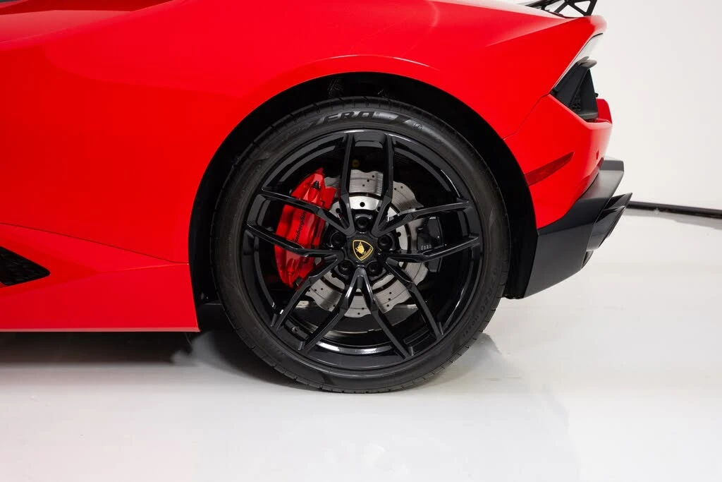 2017 Lamborghini Huracan LP580-2 - Image 11 of 31