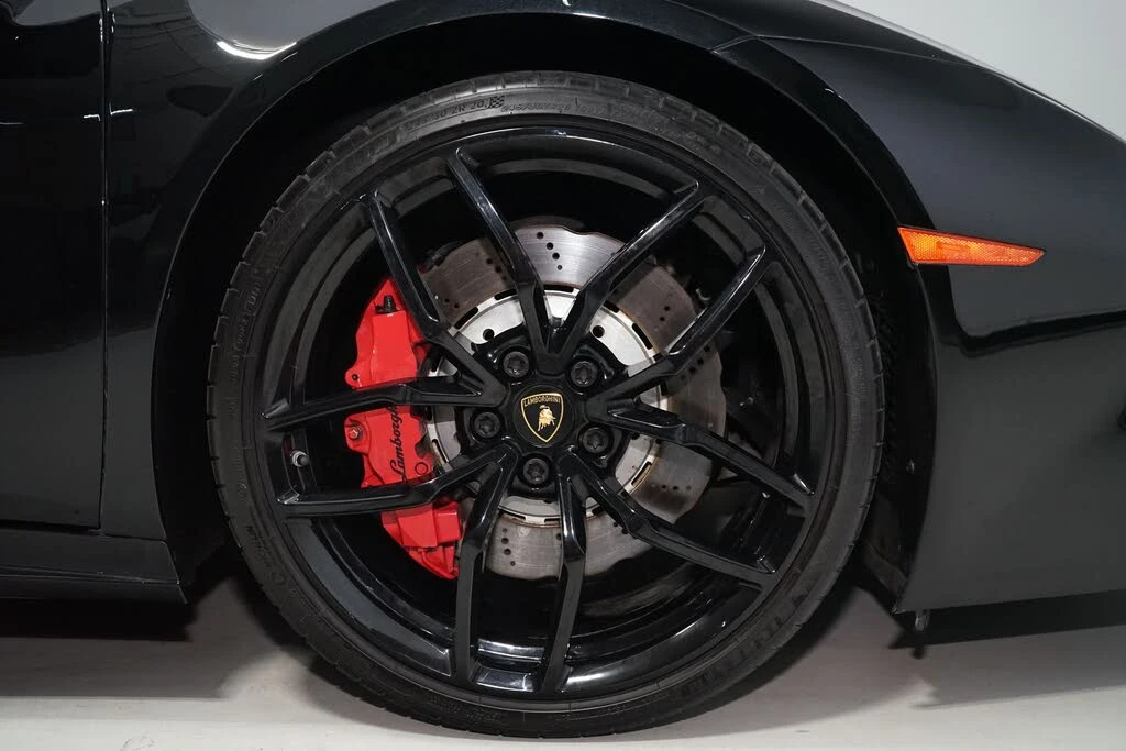 2017 Lamborghini Huracan LP580-2 - Image 22 of 23