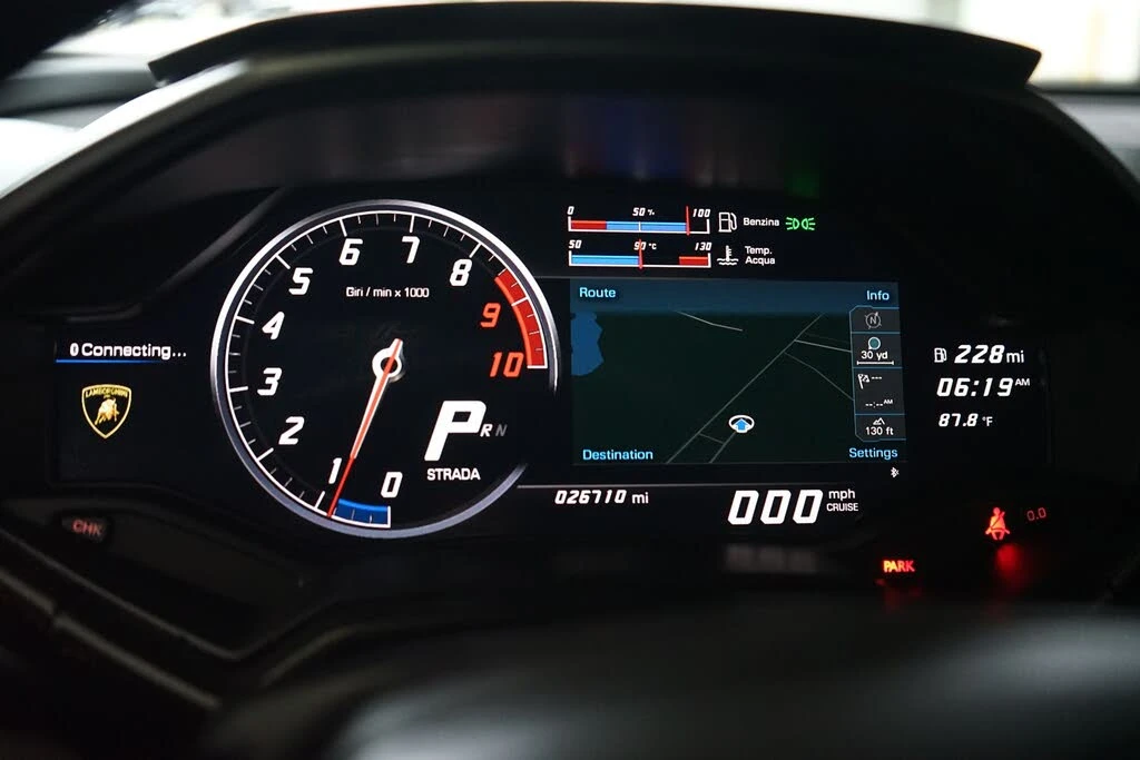 2017 Lamborghini Huracan LP580-2 - Image 12 of 23