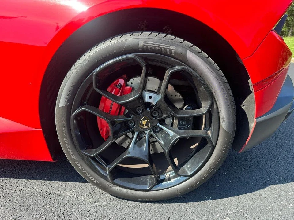 2017 Lamborghini Huracan LP580-2 - Image 7 of 13