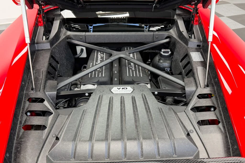 2017 Lamborghini Huracan LP580-2 - Image 9 of 28