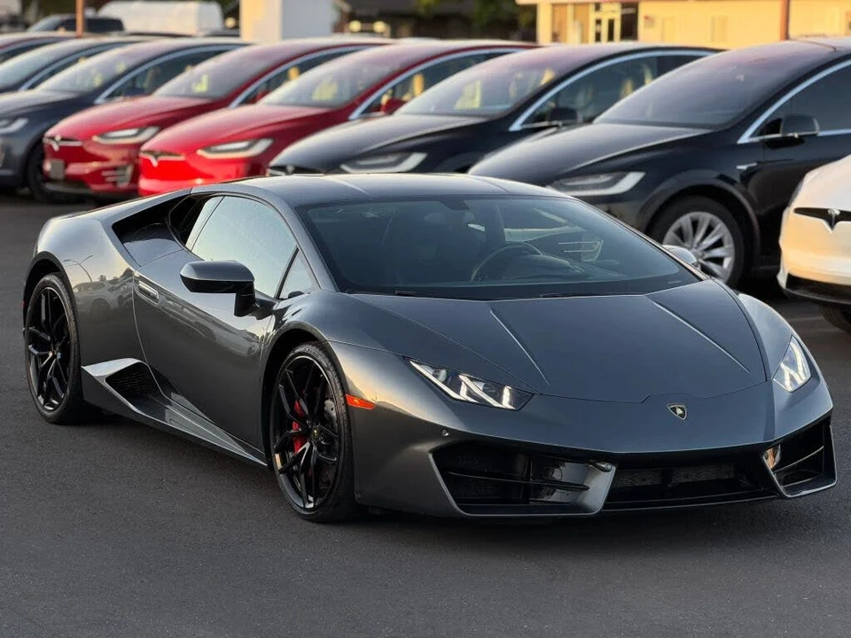 2017 Lamborghini Huracan LP580-2 - Image 6 of 31