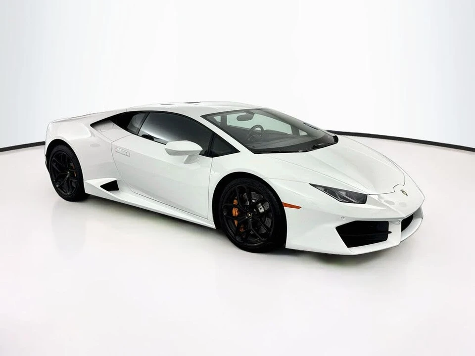 2017 Lamborghini Huracan LP580-2 - Image 3 of 28