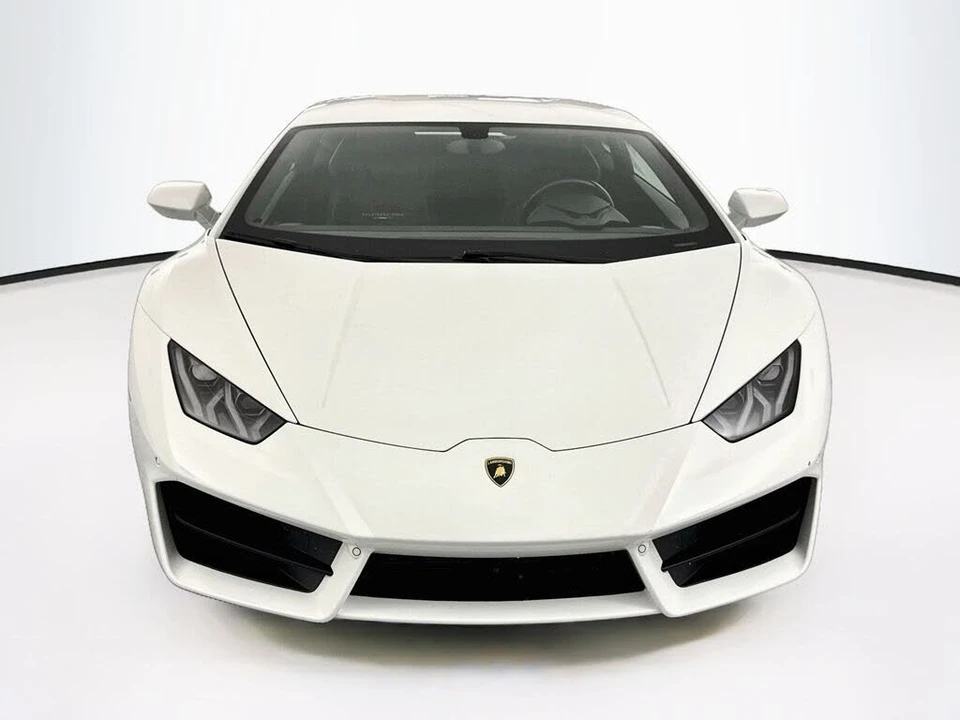 2017 Lamborghini Huracan LP580-2 - Image 2 of 28