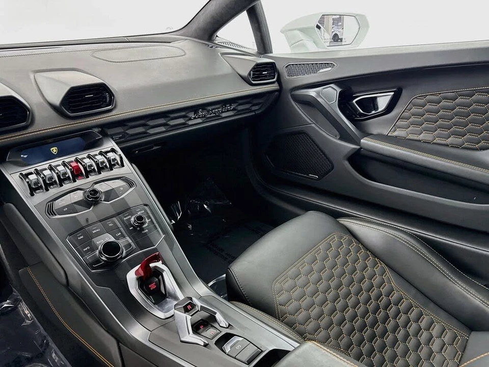 2017 Lamborghini Huracan LP580-2 - Image 22 of 28