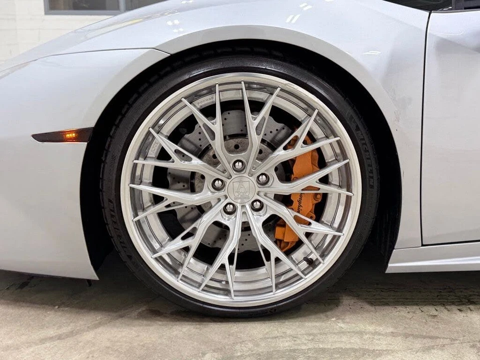 2017 Lamborghini Huracan LP580-2 - Image 24 of 31