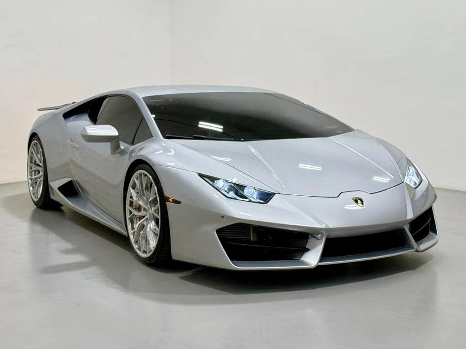 2017 Lamborghini Huracan LP580-2 - Image 8 of 31