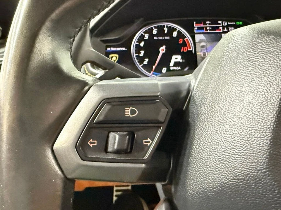 2017 Lamborghini Huracan LP580-2 - Image 31 of 31