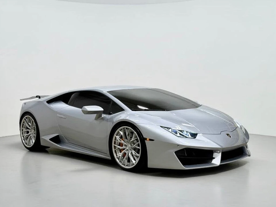 2017 Lamborghini Huracan LP580-2 - Image 7 of 31