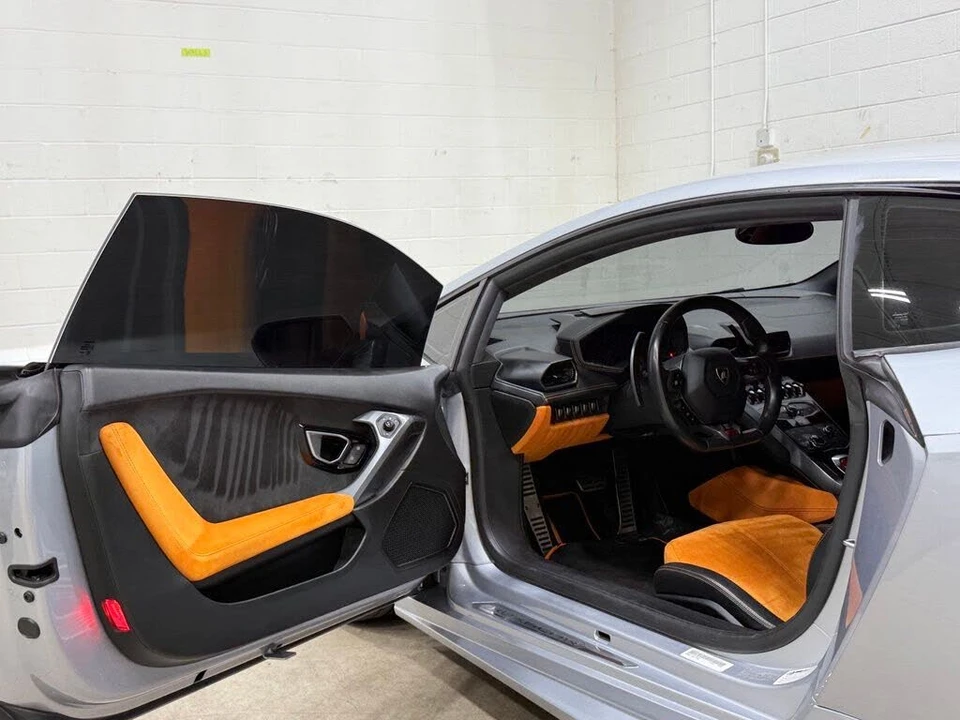2017 Lamborghini Huracan LP580-2 - Image 25 of 31