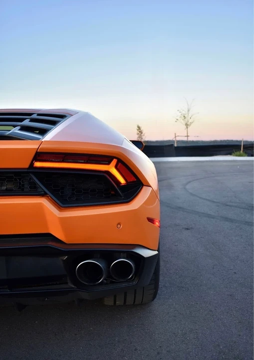 2017 Lamborghini Huracan LP580-2 - Image 8 of 12