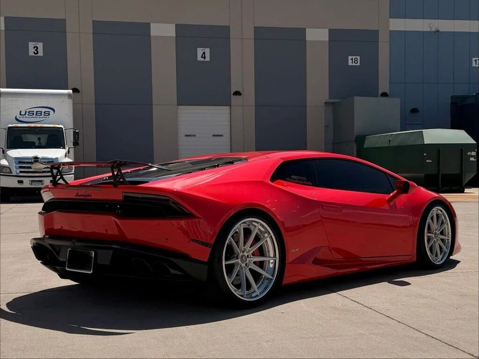 2017 Lamborghini Huracan LP610-4 - Image 7 of 31