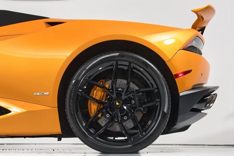 2017 Lamborghini Huracan LP610-4 - Image 8 of 31