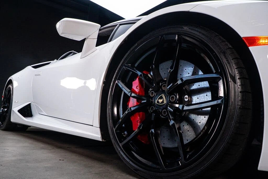 2017 Lamborghini Huracan LP610-4 - Image 14 of 31