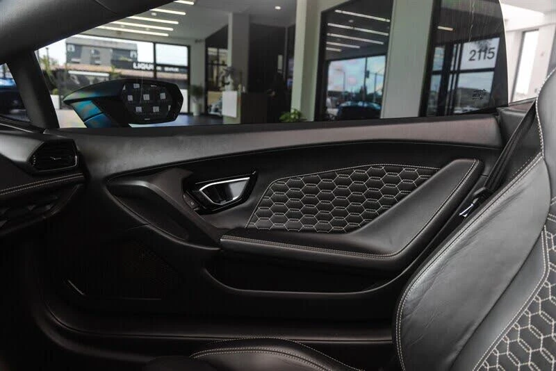 2017 Lamborghini Huracan LP610-4 - Image 23 of 31