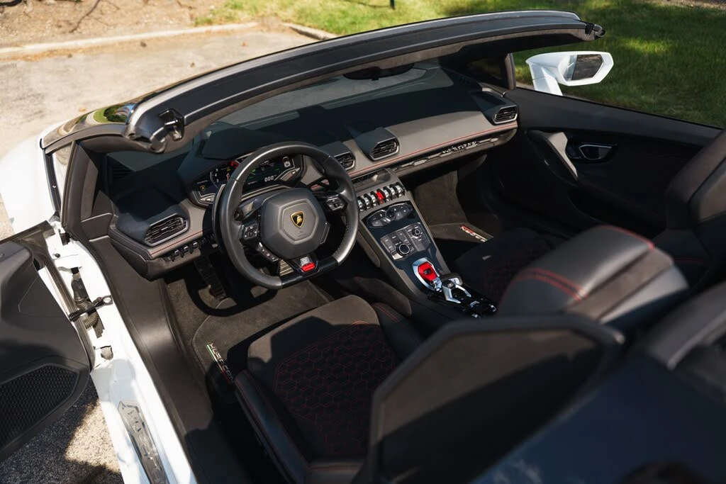 2017 Lamborghini Huracan LP610-4 - Image 30 of 31
