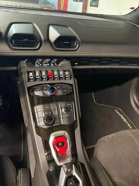 2017 Lamborghini Huracan LP610-4 - Image 8 of 11