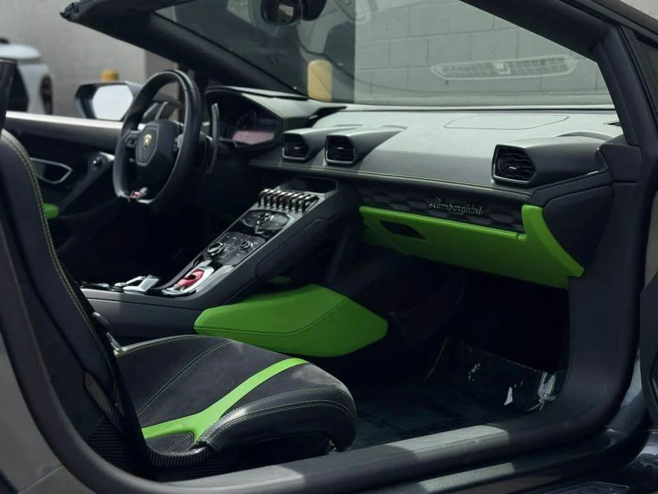 2017 Lamborghini Huracan LP610-4 - Image 14 of 17