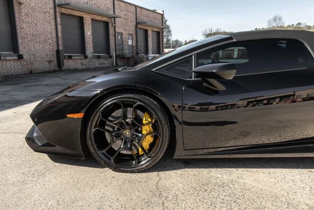 2017 Lamborghini Huracan LP610-4 - Image 7 of 21