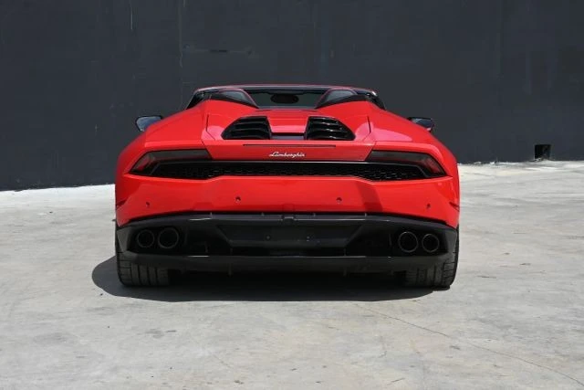 2017 Lamborghini - Image 8 of 26
