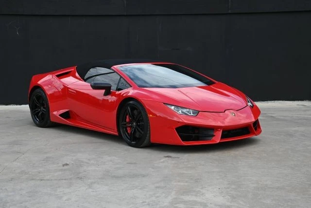 2017 Lamborghini - Image 2 of 26