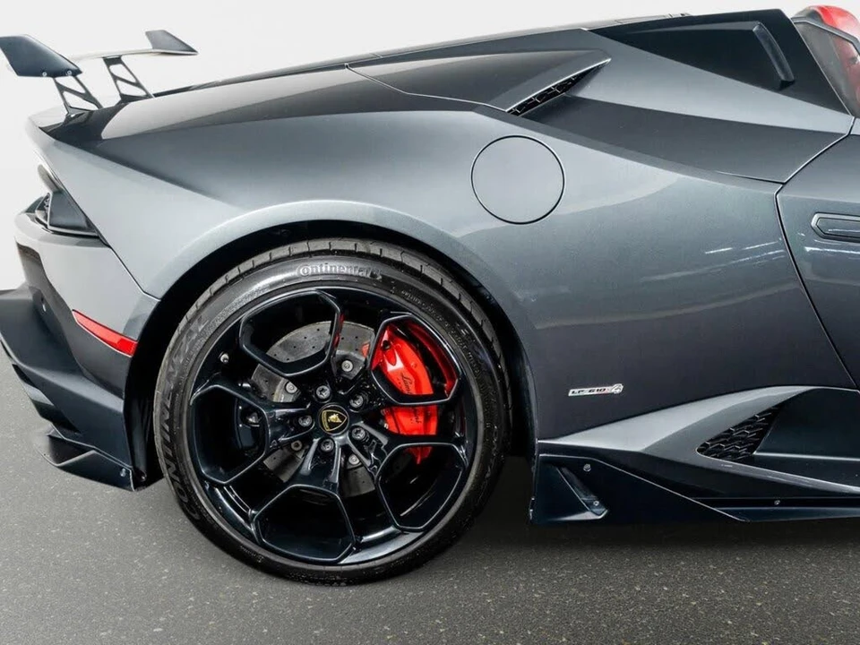 2017 Lamborghini Huracan LP610-4 - Image 9 of 31