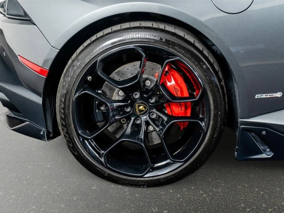 2017 Lamborghini Huracan LP610-4 - Image 10 of 31