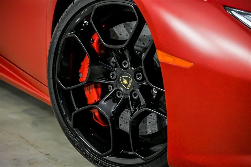 2017 Lamborghini Huracan LP610-4 - Image 4 of 12