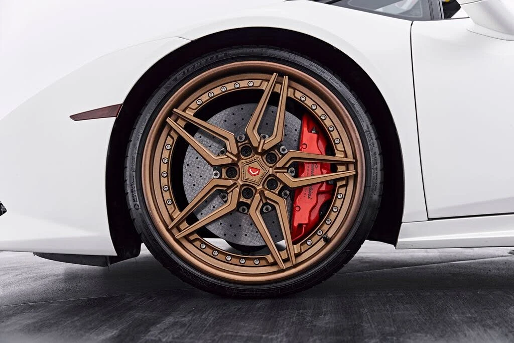 2017 Lamborghini Huracan LP610-4 - Image 3 of 31