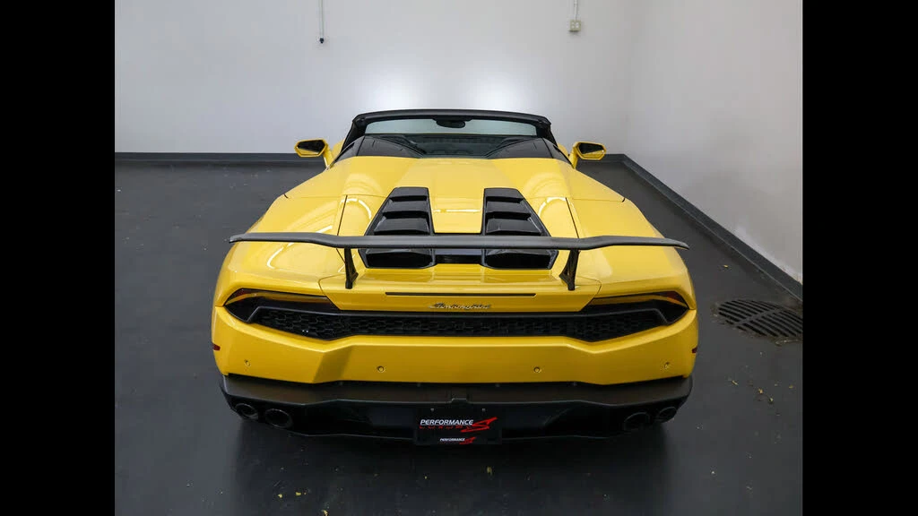2017 Lamborghini Huracan LP610-4 - Image 11 of 31