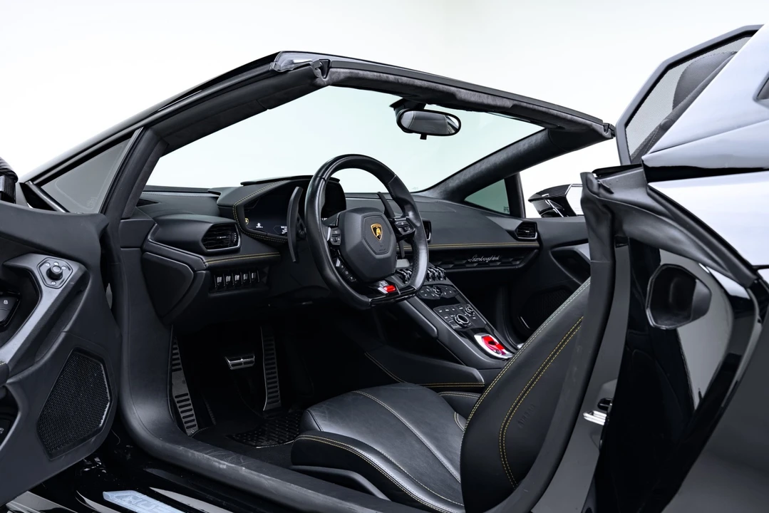2017 Lamborghini Huracan LP610-4 - Image 2 of 21