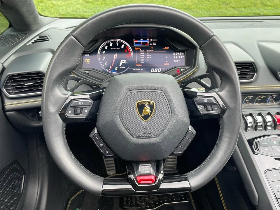 2017 Lamborghini Huracan LP610-4 - Image 11 of 12