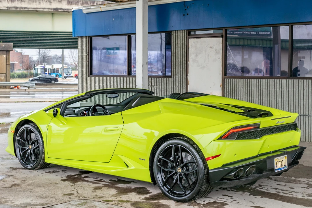 2017 Lamborghini Huracan LP610-4 - Image 4 of 31