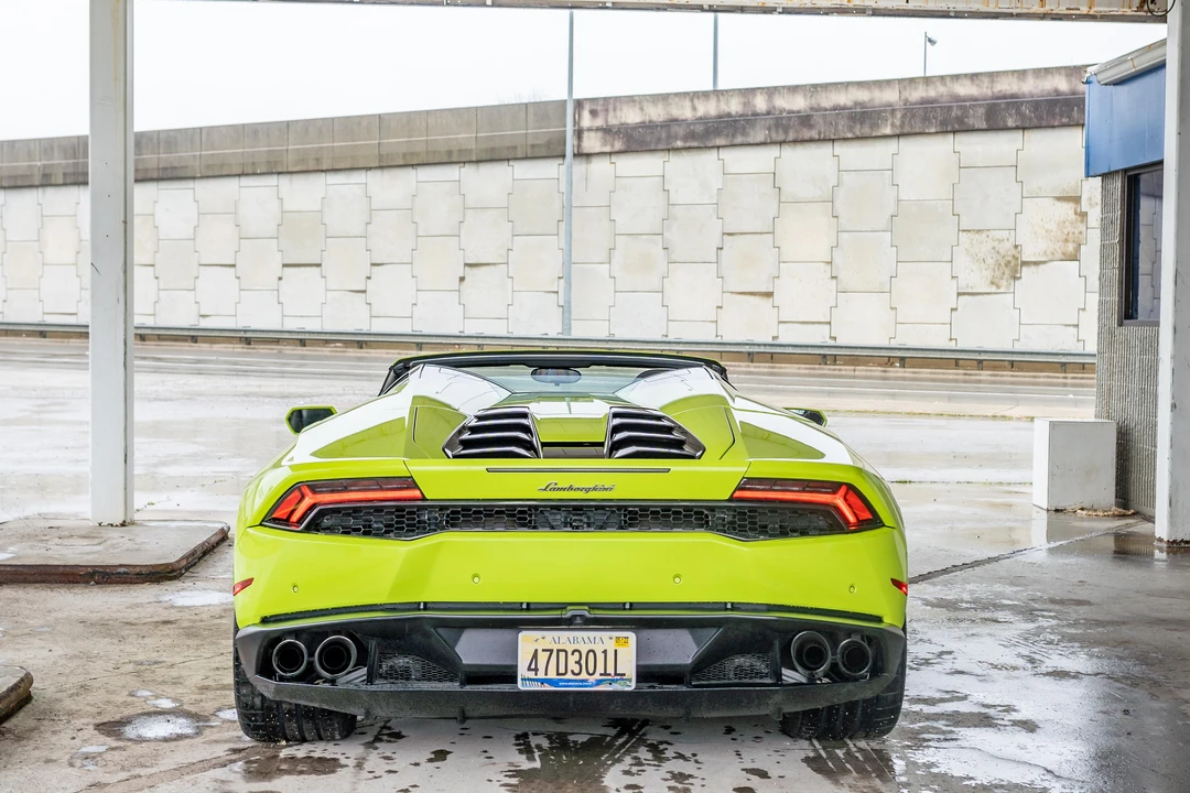 2017 Lamborghini Huracan LP610-4 - Image 17 of 31