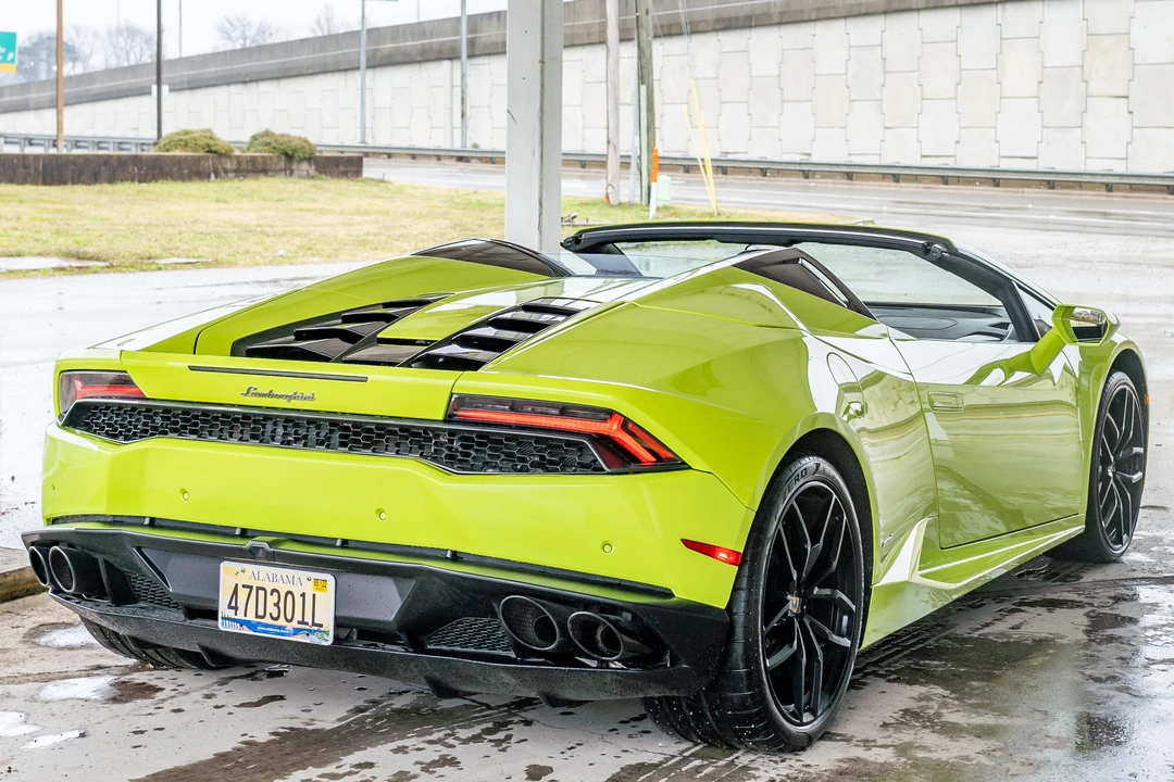 2017 Lamborghini Huracan LP610-4 - Image 19 of 31