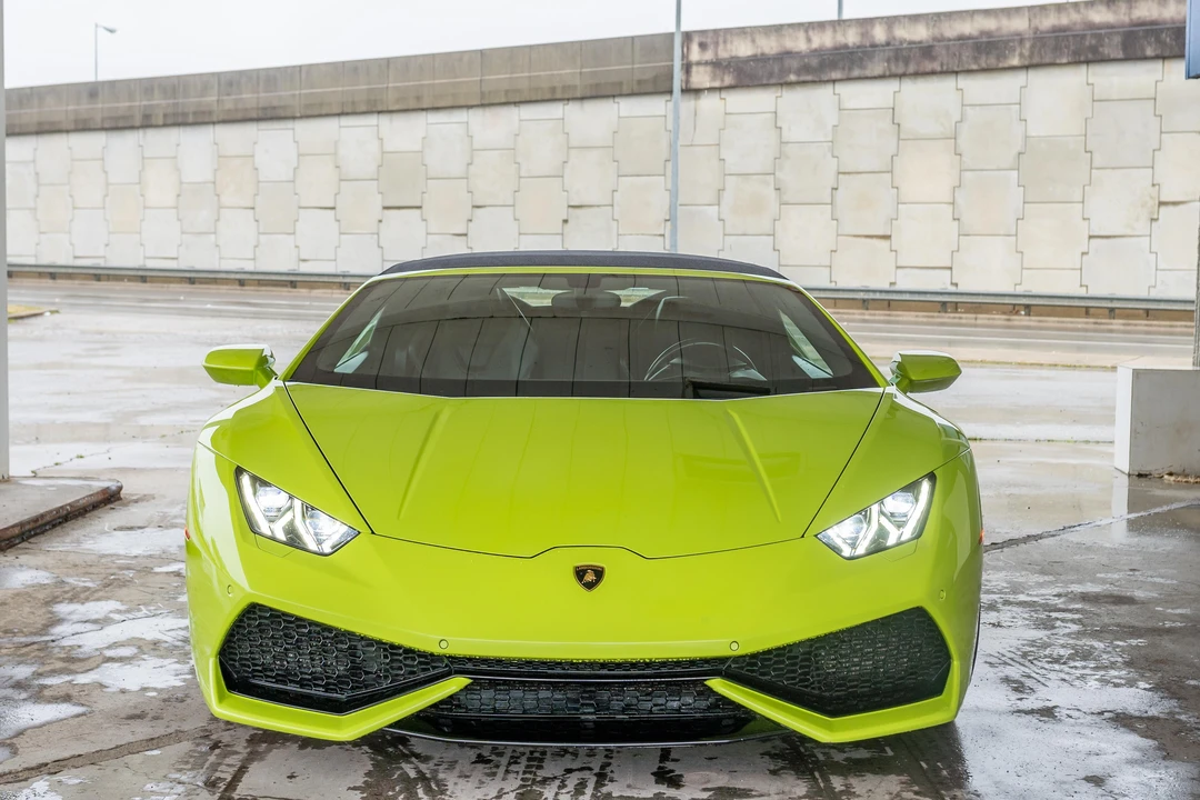 2017 Lamborghini Huracan LP610-4 - Image 8 of 31