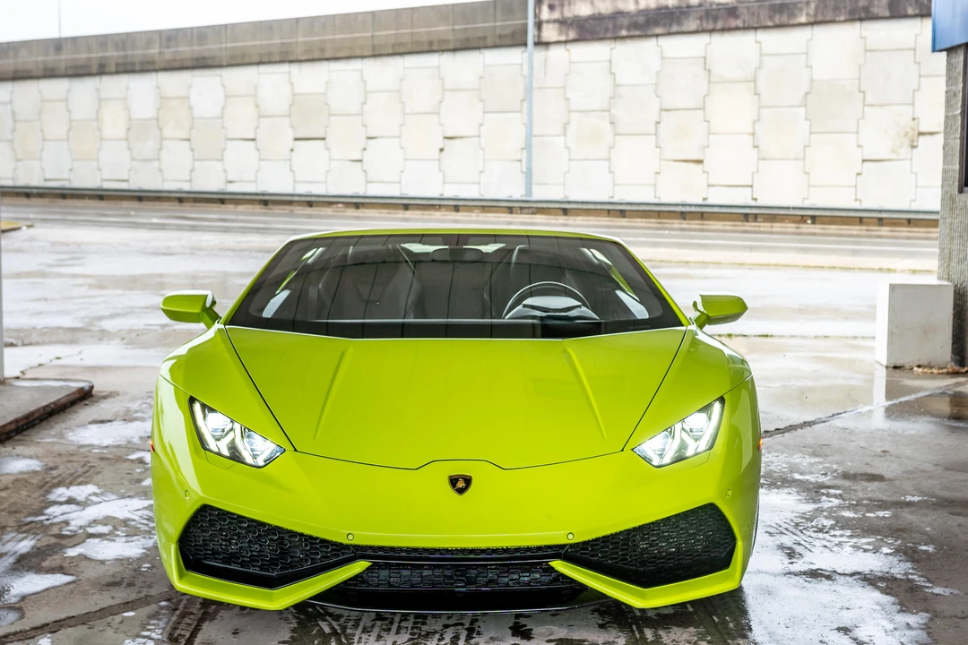 2017 Lamborghini Huracan LP610-4 - Image 7 of 31