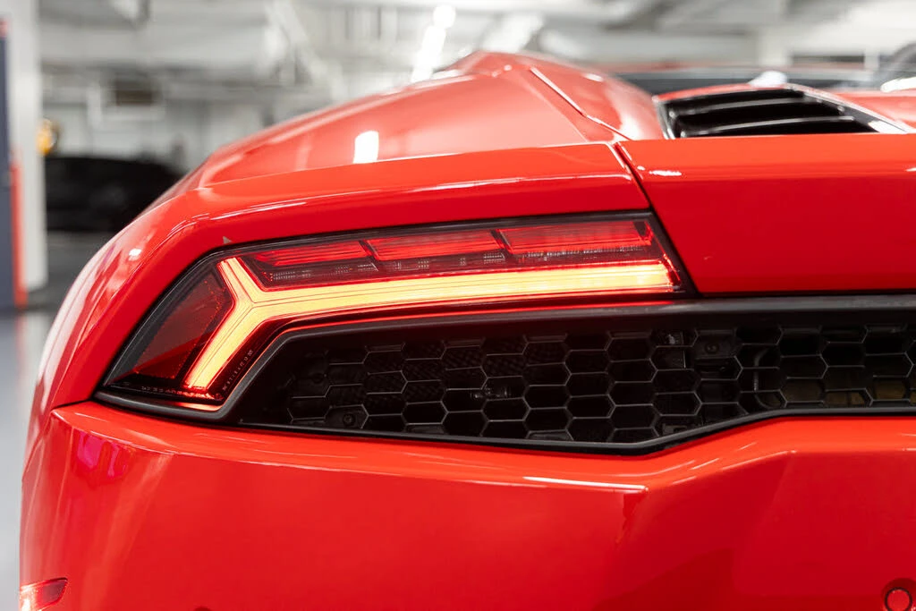 2017 Lamborghini Huracan LP610-4 - Image 10 of 31