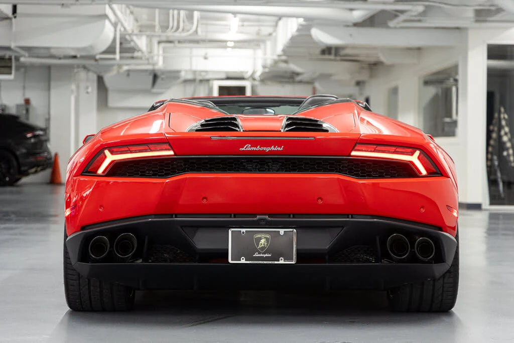 2017 Lamborghini Huracan LP610-4 - Image 12 of 31