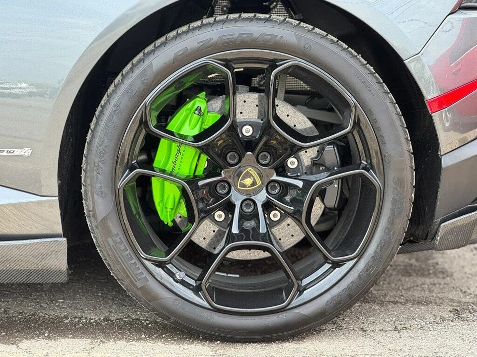 2017 Lamborghini Huracan LP610-4 - Image 11 of 31