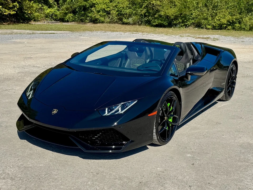 2017 Lamborghini Huracan LP610-4 - Image 2 of 12