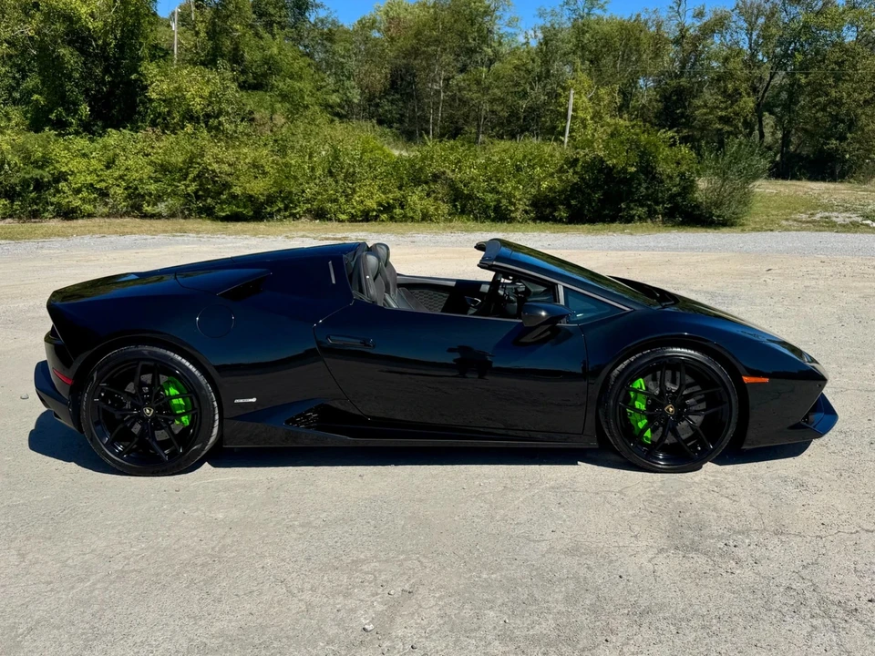 2017 Lamborghini Huracan LP610-4 - Image 8 of 12